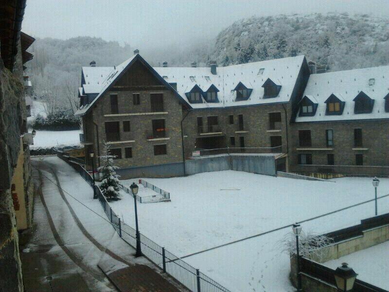 La Buhardilla De Sofia Apartment Sesué Екстериор снимка