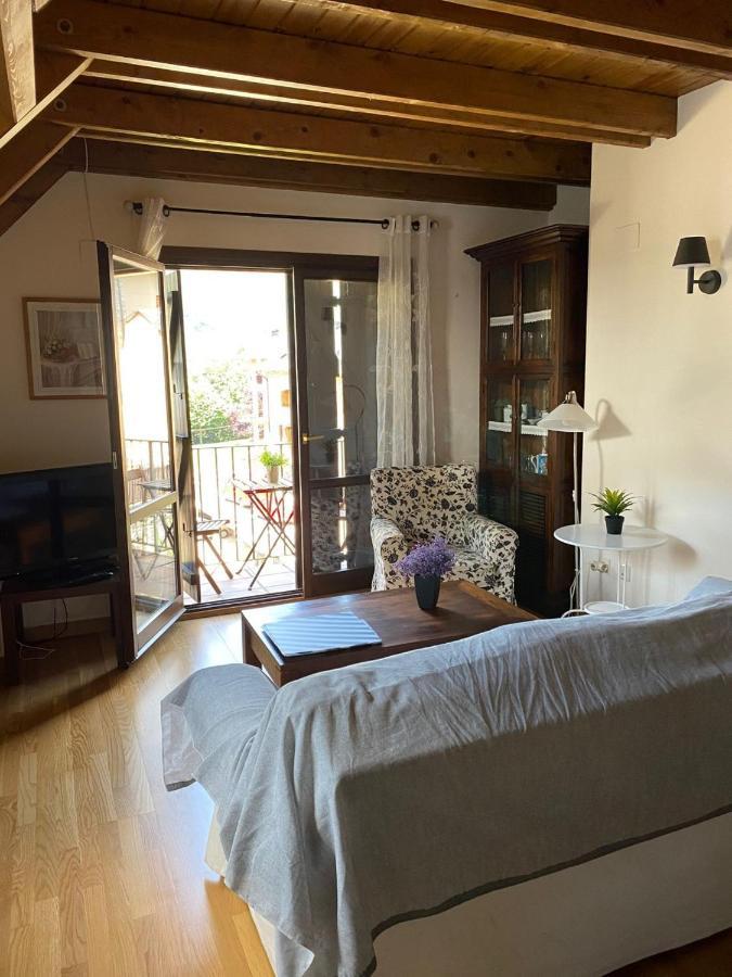 La Buhardilla De Sofia Apartment Sesué Екстериор снимка