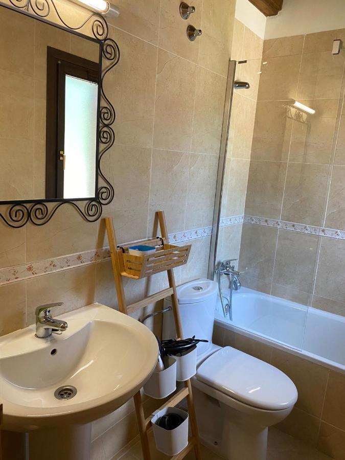 La Buhardilla De Sofia Apartment Sesué Екстериор снимка